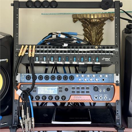 Pyle Patch Bay Rack with Amp, Effects Rack & Cables