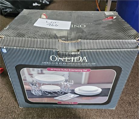 Oneida "Ambiance Platinum" China Set