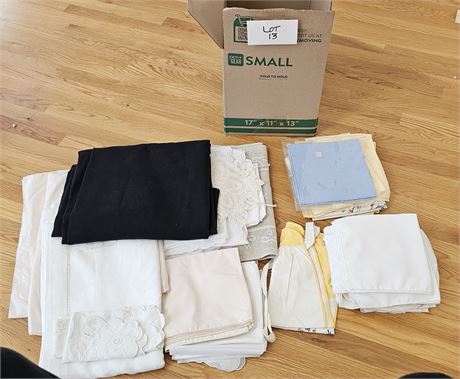 Mixed Lot Sizes Linens & Table Clothes