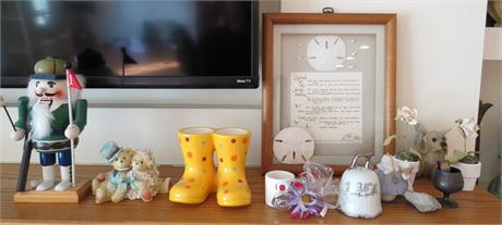 Mixed Lot: Nutcracker, Figurines, Etc