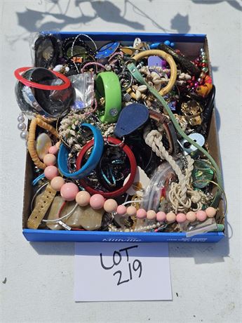Flat Full Of Mixed Costume Jewelry Maker, Style & Color Vary- Necklaces