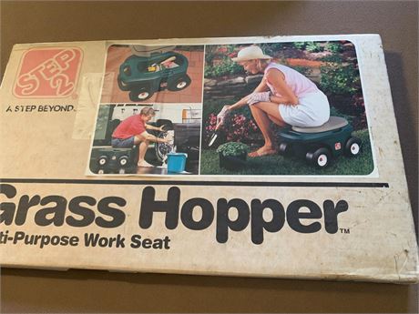 Step 2 Grass Hopper Multi-Purpose Work Seat In Original Box