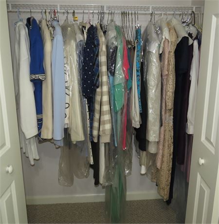 Women's Clothing Cleanout