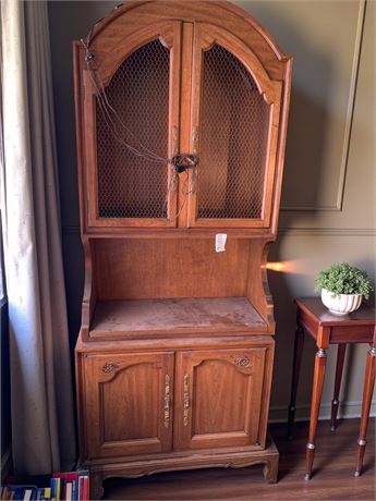 Early American Colonial Style 3-Piece Oak Wood China Hutch Cabinet W/Desk