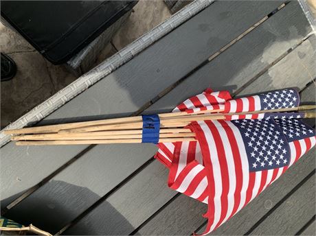 Set Of 10 Small American Flags On Sticks Size 24 Inches Tall