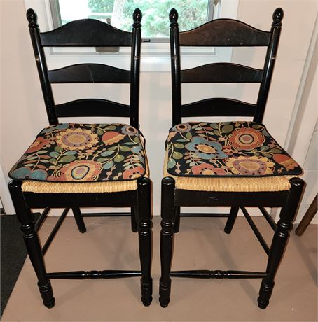 2 Bar Chairs