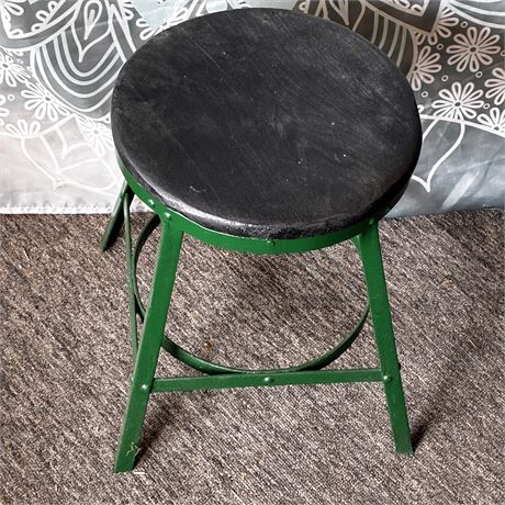 Antique Heavy Duty Milkin Stool