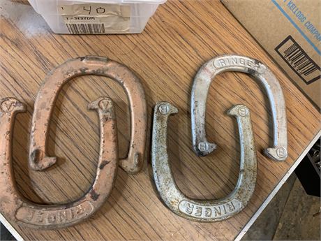 Vintage Metal Ringer Horseshoe Lot of 4