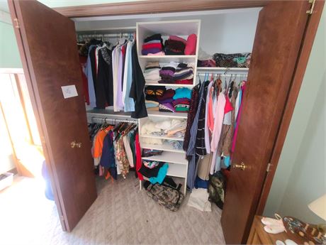 Ladies Closet Cleanout: Dress / Casual / Pjs / All Seasons & Much More