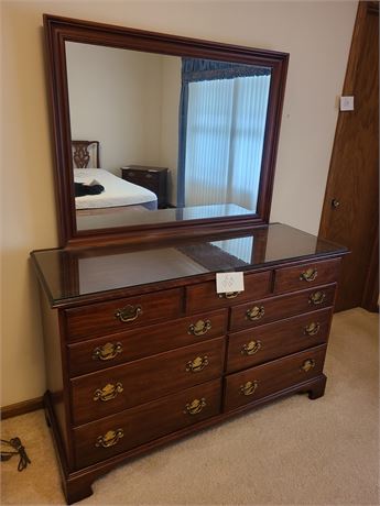 Virginia Galleries Heirloom Wood Dresser & Mirror with Protective Glass Top