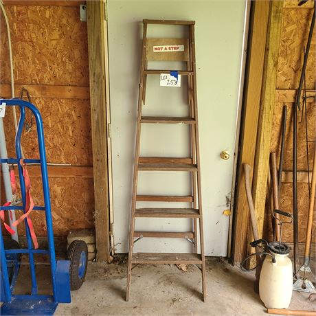 Werner 6ft Wood Ladder Model:W336