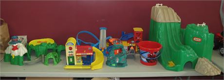 Assorted Toy Cleanout