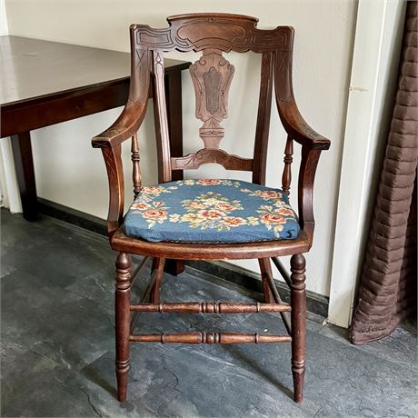 Civil War Era Hand Carved Wood Spindle Leg Side Chair w/ Needlepoint Seat