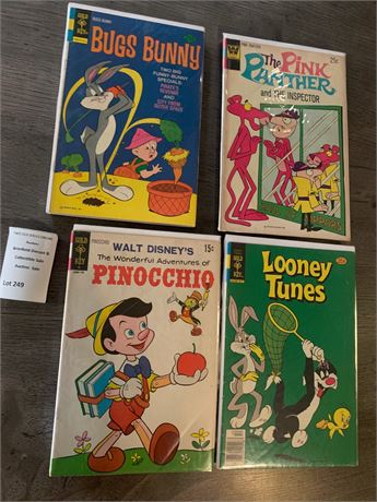Vintage Warner Bros Comic Books Bugs Bunny, The Pink Panther & The Inspector