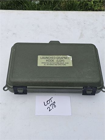 US Army Launched Grapnel Hook In Original Case With Original Papers