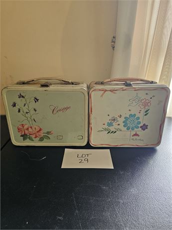 Vintage Girls Thermos & Aladdin Lunch Boxes - No Thermos's