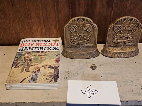 Vintage Boy Scouts Bookends / Book & Pin