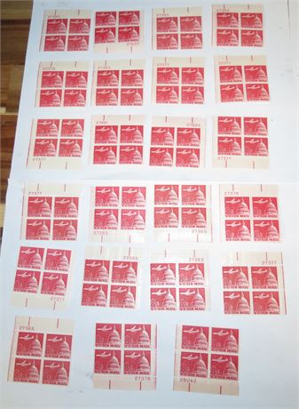US Air Mail Stamps: 8 Cents " Airliner Over Capital"