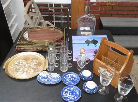 Small Cleanout Lot: Shotglasses, Serving Trays, Etc