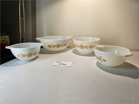 Pyrex White Milk Glass Butterfly Gold Trim Mixing Bowl Set