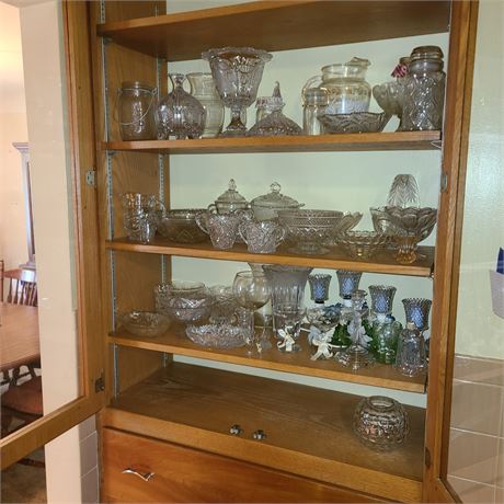 Large Lot of Mixed Glass:Vases/Bowls/Candle Holders & Much More