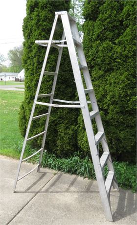 8' Aluminum Step Ladder