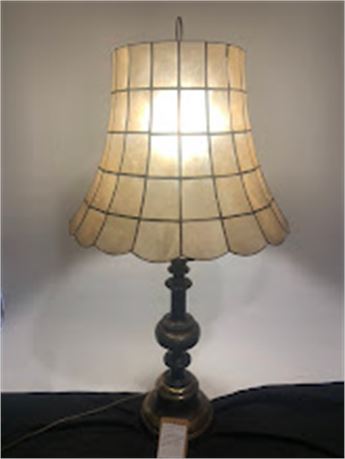 MCM 1960s Hollywood Regency Brass Lamp With Capiz Mother of Pearl Shell Shade