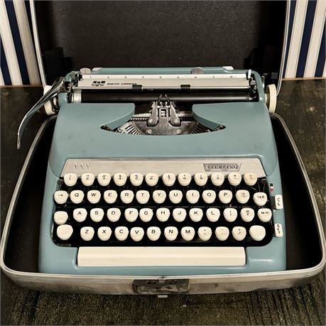 1960's Smith Corona Sterling Portable Typewriter w/ Case