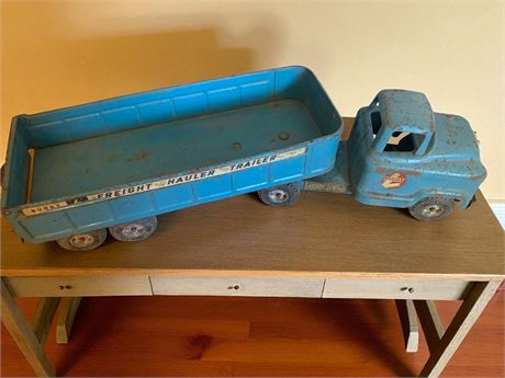 Vintage Buddy L GMC Freight Hauler Pressed Steel Toy Semi Truck