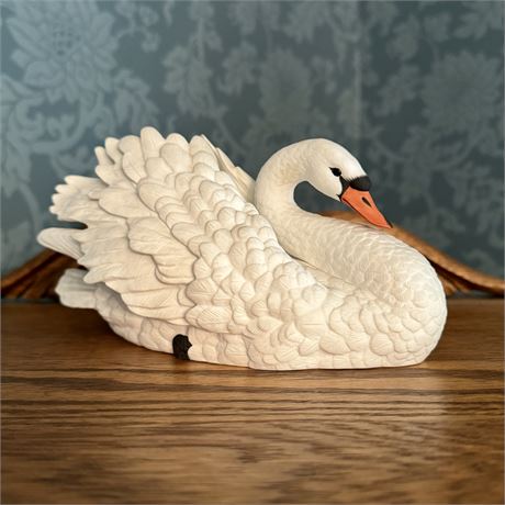 Lenox The Graceful Swan Figurine