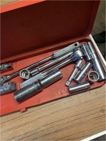 Socket Set With Metal Case Lot 3/8 Inch 20 Pieces