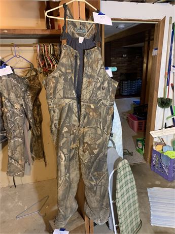 Gunflint Camouflage Bib Overalls Size XLR