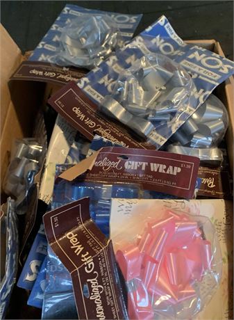 Personalized Gift Wrapping & Bow Lot - 1 Box