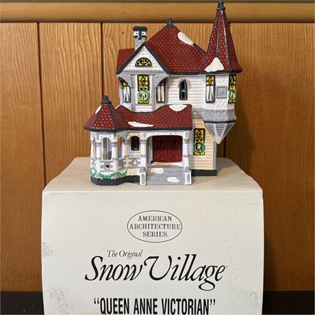 Dept. 56 Snow Village "Queen Anne Victorian House" 1990