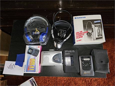 Nice Walkman Lot: Sanyo Sportster / Sony / Casio & More