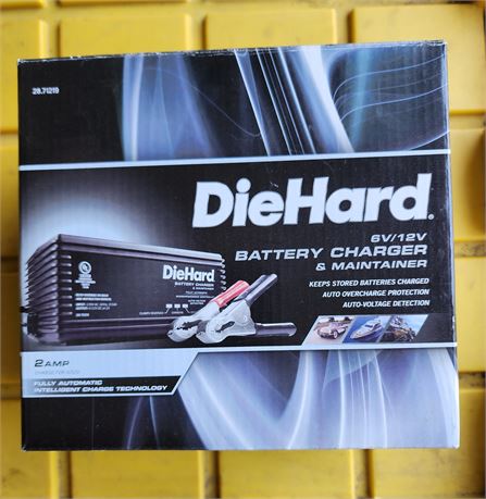 DieHard Battery Charger in Original Box