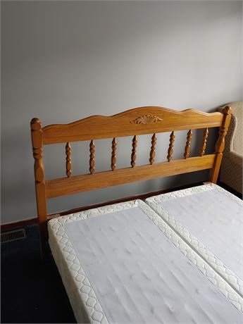 Carolina Furniture~Solid Oak Headboard w/frame  (Queen Size)