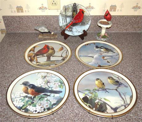 Bird Plates, Decor