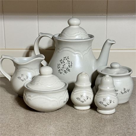 Pfaltzgraff Teapot and Accessory Pieces