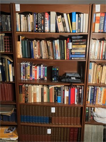 Wooden IKEA Bookshelf/Bookcase (SHELF ONLY)