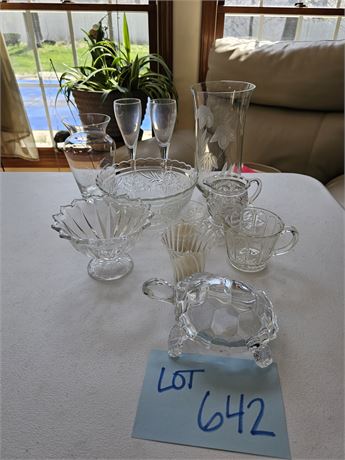 Mixed Clear Glass Lot: Turtle / Bowls / Creamers & More
