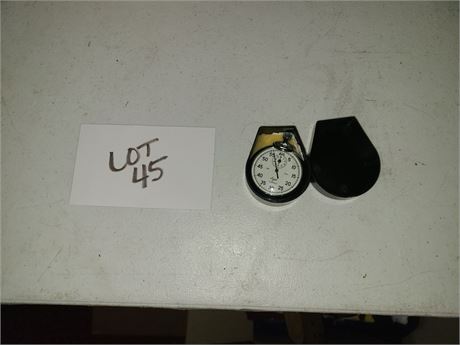 Agat 15 Jewel Stopwatch with Case