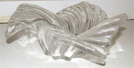 Clear Crystal Glass Swirl Bowl