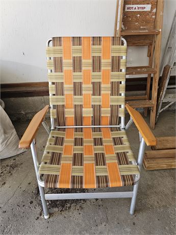 Vintage Orange/Brown Folding Webbed Lawn Chairs