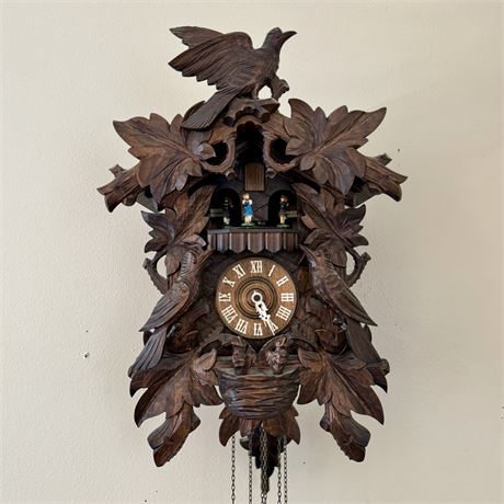 August Schwer Black Forest Cuckoo Clock w/ 6 Leaves, 3 Birds, Nest