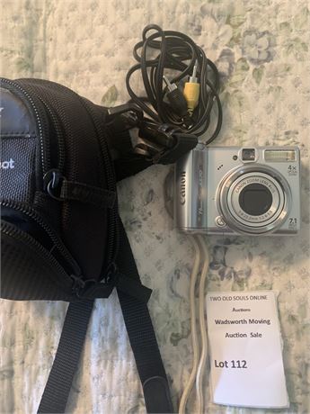 Canon PowerShot A570 IS Digital Camera W/Cables & Carrying Case
