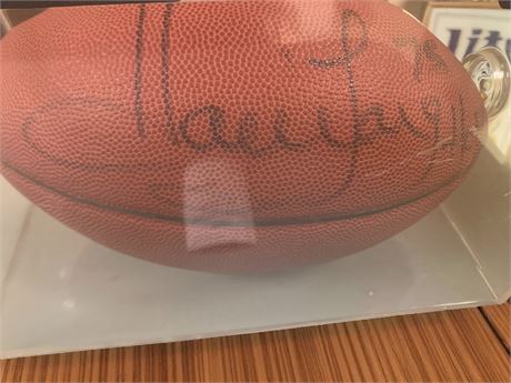 Autographed Hall of Fame NFL Football Howie Long Raiders #75 In Display Case