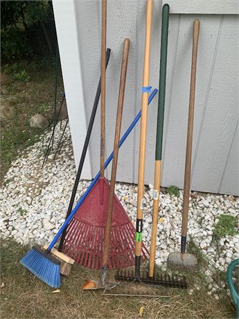 Garden Tool Lot Rakes, Hoes, Brooms & More