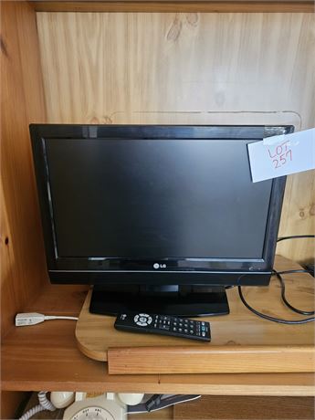 LG 20" Color TV