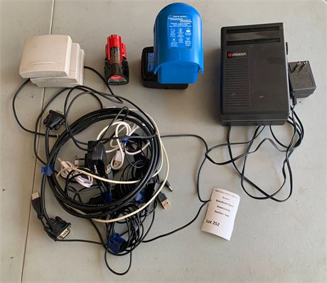 Eveready Battery Charger, Misc Battery Charger Lot